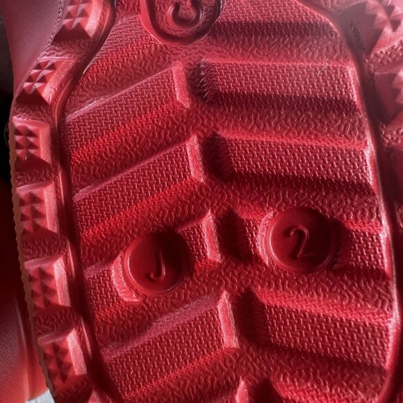 CROCS Classic Kids size 2 Red White Santa Lined Clog - Picture 8 of 8